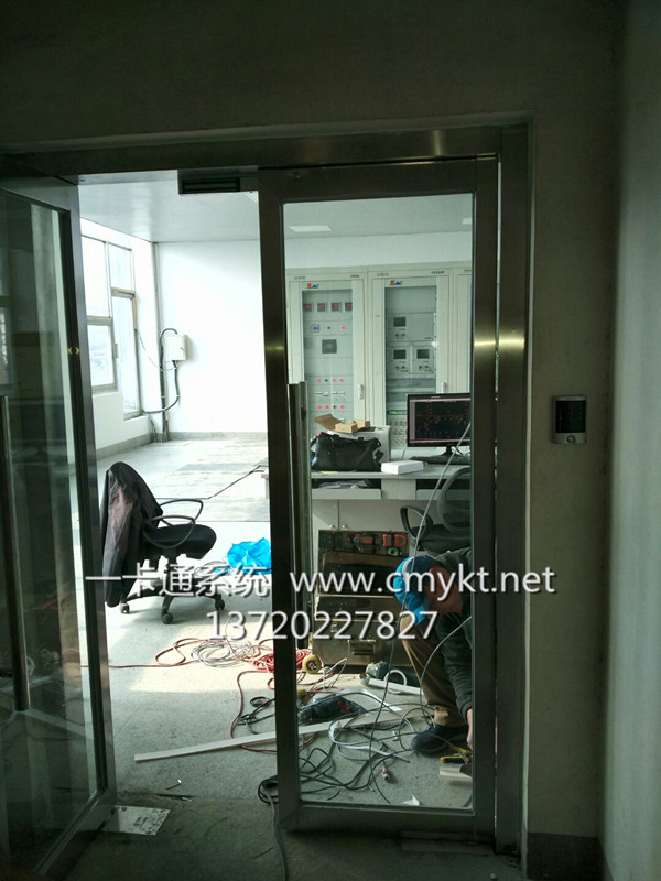 C:\Users\lianxiang\Desktop\武汉防水门禁机.jpg
